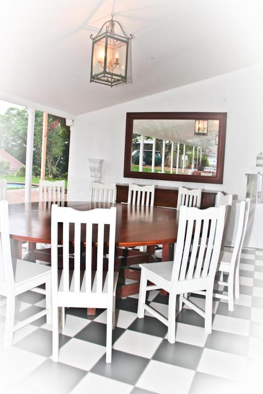 ホテル De Charmoy Estate Verulam エクステリア 写真